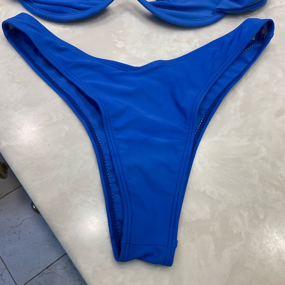 Bikini Two Piece, Royal Blue, Size M, NWOT, Removable Top Insert - Picture 2 of 10